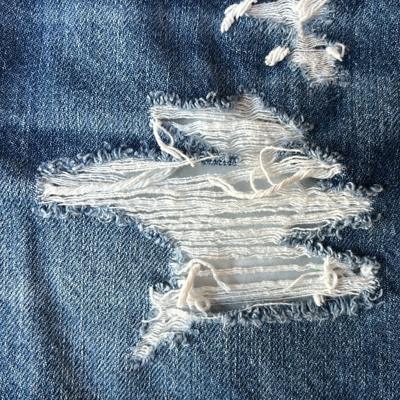 American Eagle Mom Short - size 8 - Picture 5 of 9